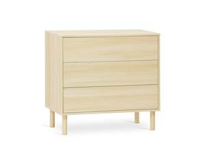 Slideshow Sale 2: Custer 3 Drawers Tallboy - Oak
