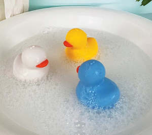 Bathroom: Soft Squeezy Silicon Bath Duck Toy