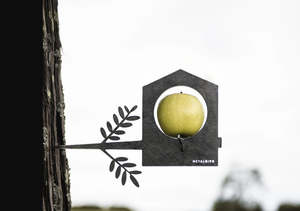 Outdoor: Metalbird Feeder