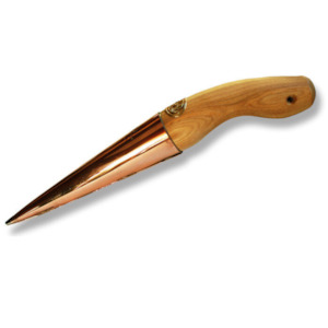 Bronze Garden Tools: Maia Dibber