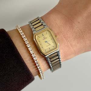 Omega De Ville "America" Rectangular Octo Women's Watch - B