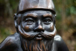 Gregor Kregar: Bronze Thinker