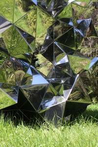 Gregor Kregar: Fragmented Interactions