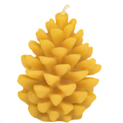 Home Vintage: Large Pinecone Beeswax Candle