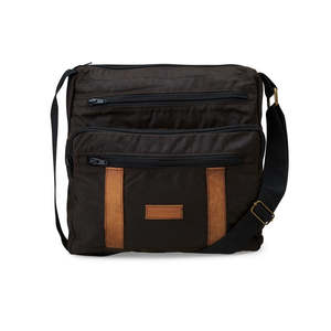 Findery Favourities: The Travel Partner Oilskin Bag
