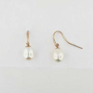 Pearl Jewellery: Freshwater Pearl 9ct Rose Gold Earrings