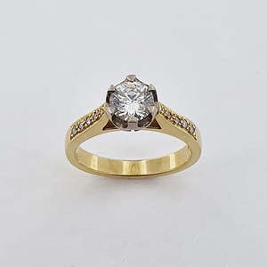 Diamond 18ct Gold Solitaire Ring