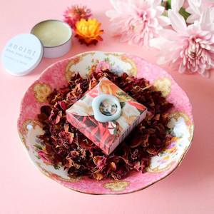 Build Your Own: Beeswax Lip Balme - Vintage Rose