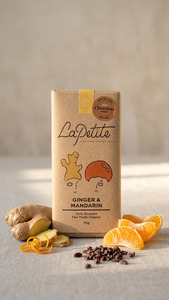 Ginger & Mandarin Dark Chocolate
70% Ecuador