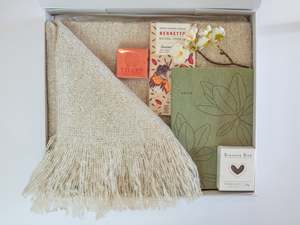 Large Gift Boxes: NUI - Cosy