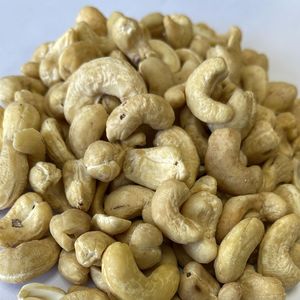Cashews Whole
