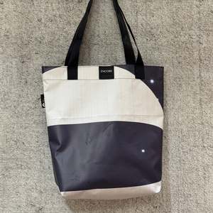 BANNER Bags - Repurposed Event & Advertising Totes