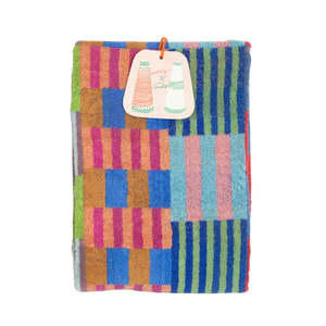 New Foekje Fleur Towels: Bath Towel #73Tulip Quilt