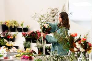 Products: FRESH FLOWER WORKSHOP || Thursday 1st August 2024