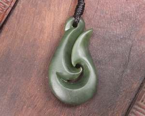 Pounamu Hei Matau Whale Tails: NZ Greenstone Small Hei Matau Pendant (BN907) Hapopo Pounamu