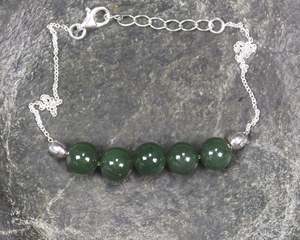NZ Greenstone Beaded Bracelet (BM407) Kawakawa Pounamu