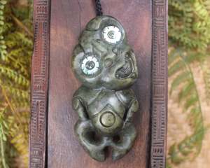 Hei Tiki: NZ Greenstone XLarge Hei Tiki Pendant (BN637) Rimu Pounamu