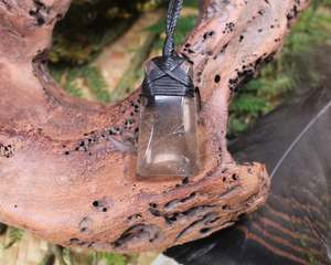 Gemstone Necklace: SMOKEY QUARTZ XSMALL TOKI PENDANT (Z329)