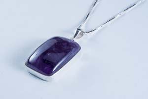 Gemstone Necklace: Amethyst Sterling Silver Pendant (A082)