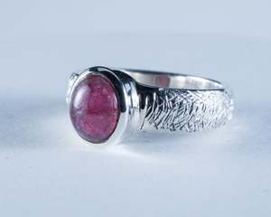 Pink Tourmaline Sterling Silver Ring Size 6 (S627)