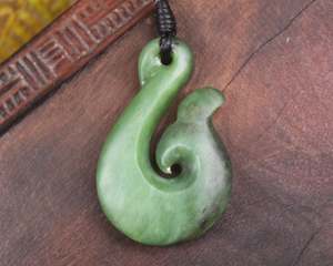 NZ Greenstone Small Whale Tail Pendant (BK533) Hapopo Pounamu