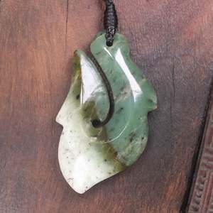 NZ Greenstone Medium Hei Matau Pendant (BP675) Hapopo Pounamu