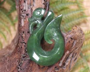 NZ Greenstone Medium Manaia Pendant (BC678) Hapopo Pounamu