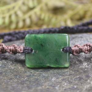 NZ Greenstone Adjustable Cord Bracelet (BN386) Kawakawa Pounamu