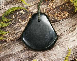 Specials: NZ Greenstone Large Freeform Pendant (BP191) Kawakawa Pounamu