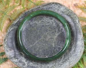 NZ Greenstone Bangle 65mm (BA167) Hapopo Pounamu