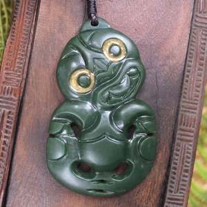 NZ Greenstone Large Hei Tiki Pendant (BP257) Kawakawa Pounamu
