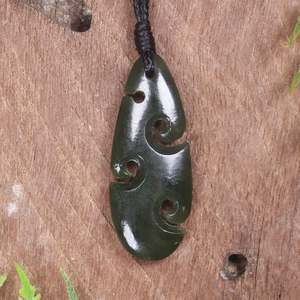 Roimata Pounamu: NZ Greenstone Small Roimata with Koru Pendant (BP935) Kawakawa Pounamu