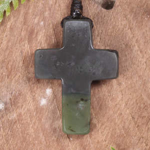 NZ Greenstone Medium Cross Pendant (BP667) Rimu Pounamu