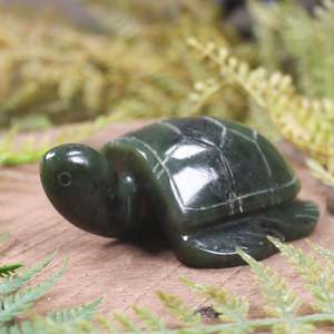 NZ Greenstone Turtle Sculpture (BT514) Rimu Pounamu