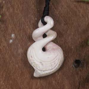 NZ Whale Bone Small Twist Pendant (BP034) NZ SALE ONLY
