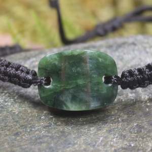NZ Greenstone Adjustable Cord Bracelet (BP971) Kawakawa Pounamu
