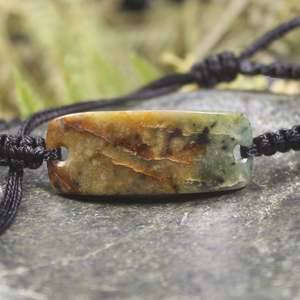 NZ Greenstone Adjustable Cord Bracelet (BP959) Flower Jade Pounamu