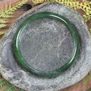 Bracelets: NZ Greenstone Bangle 65mm (BT569) Kawakawa Pounamu