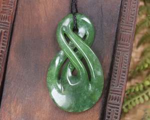 NZ Greenstone Large Twist Pendant (BK808) Kawakawa Pounamu