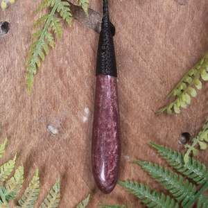 Aroha Stone Medium Roimata Pendant (BH417)