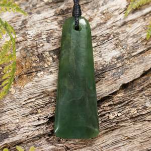 NZ Greenstone Medium Freeform Toki Pendant (BT606) Hapopo Pounamu