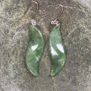 NZ Greenstone Small Leaf Earrings (BC791) Hapopo Pounamu