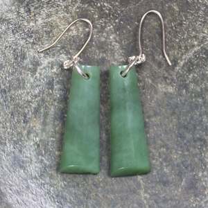 NZ Greenstone Small Toki Earrings (BT014) Hapopo Pounamu