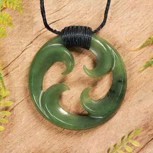 NZ Greenstone Medium Koru Pendant (BH722) Hapopo Pounamu