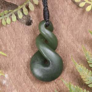 NZ Greenstone Small Twist Pendant (BT476) Hapopo Pounamu
