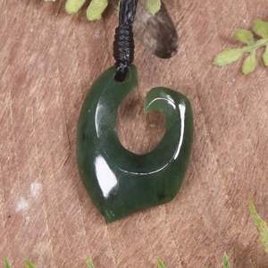 NZ Greenstone Small Hei Matau Pendant (BT457) Kawakawa Pounamu