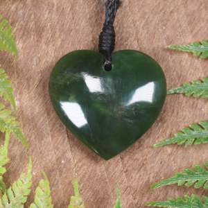 NZ Greenstone Small Heart Pendant (BT327) Kawakawa Pounamu