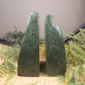 Pounamu Sculptures Touchstones: NZ Greenstone Freeform Book End Sculptures (BW563) Hapopo Pounamu
