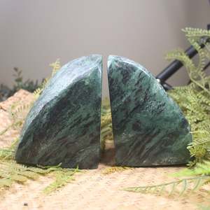 NZ Serpentine Freeform Book End Sculptures (BW532)