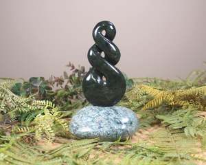 NZ Greenstone Twist Sculpture (AH026) Rimu Pounamu